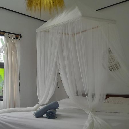 Bukit Kembar Ecotourism Hotel Gitgit Exterior foto